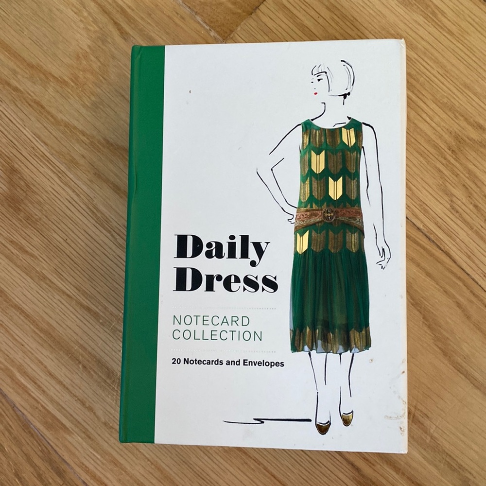 Daily Dress Notecards and Envelopes